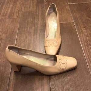 Salvatore Ferragamo Pumps